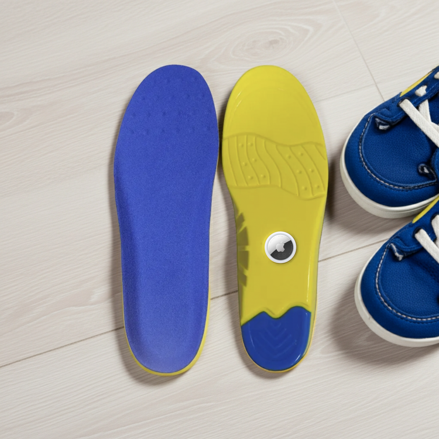 PetitsPas — La semelle compatible AirTag pour enfants